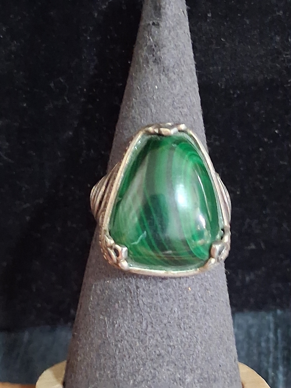 Vintage Navajo Sterling Silver Malachite Statement Ring Size 8 Boho Southwest